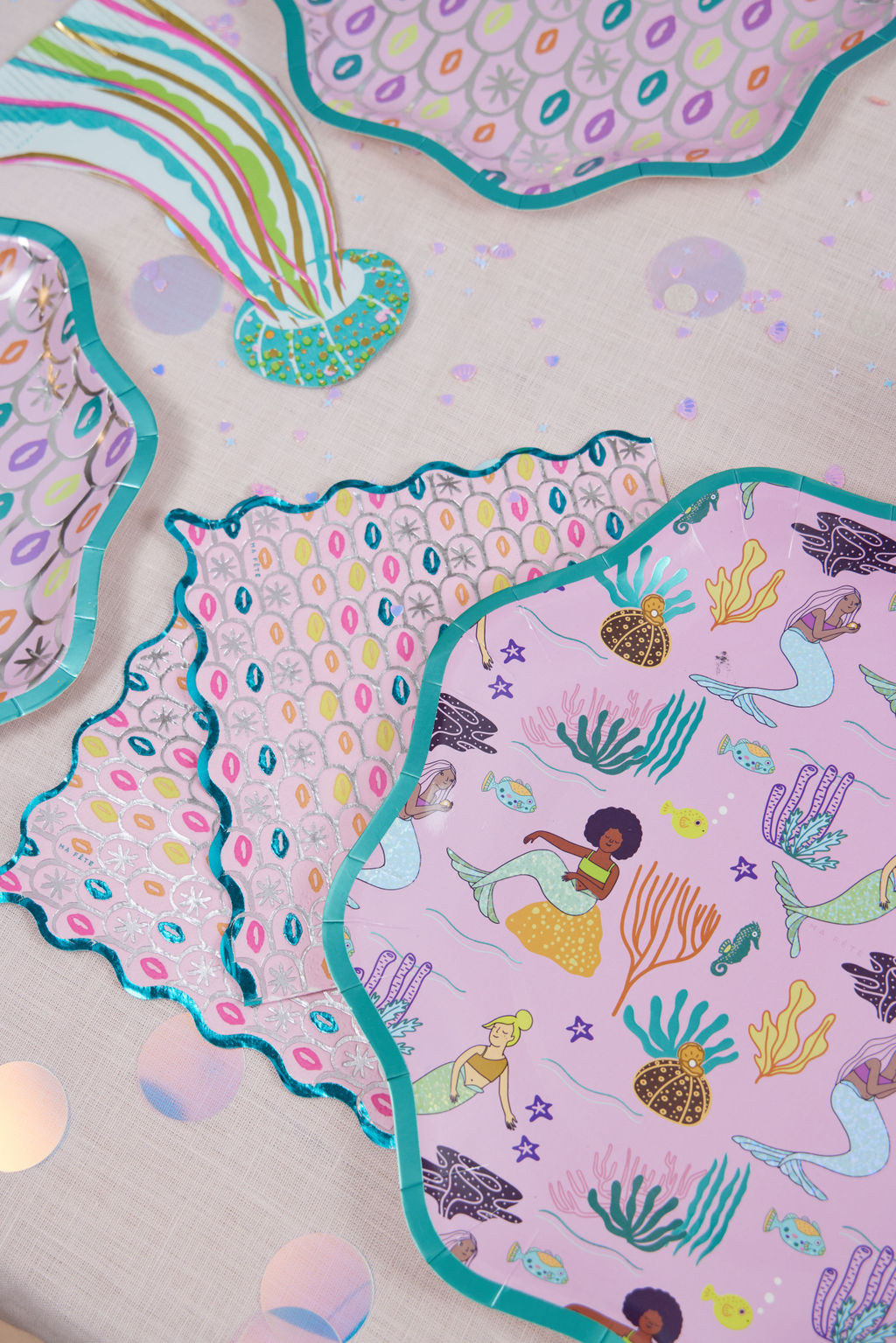 Mermaid Shimmer Dinner Plates, 10.5in, 8ct